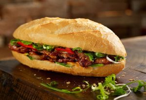 1 ổ bánh mì bao nhiêu calo?